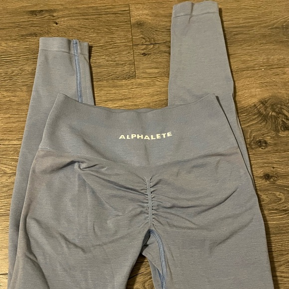 Alphalete Pants - Alphalete Amplify Leggings